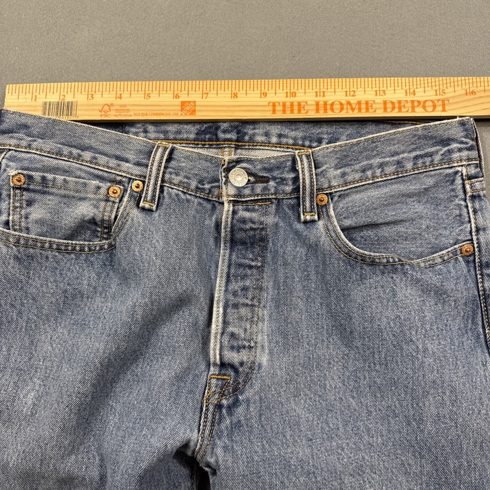 Levis 501 Mens Jeans Button Fly Blue Denim Straight Leg W32/32 Red Tab - Picture 4 of 7